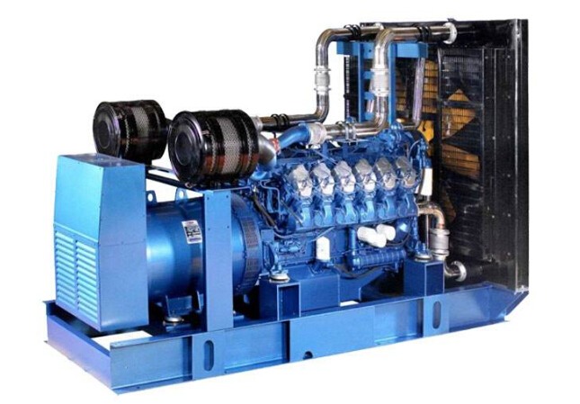 铜川康明斯30kw小型柴油二手发电机组 铜川康明斯30kw小型柴油二手发电机组